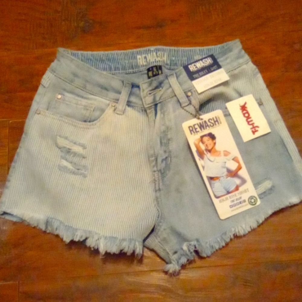 REWASH shorts size 5 (27) light blue